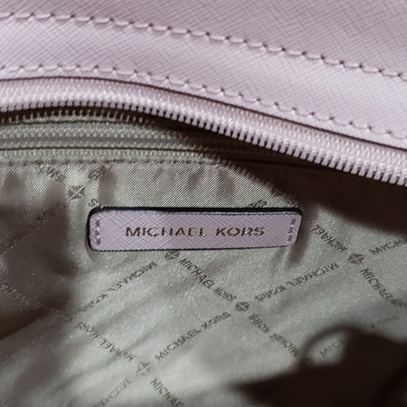 NWT Michael Kors Selma messenger - Picture 5 of 7